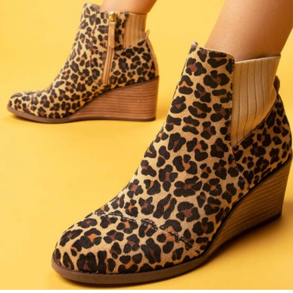 Toms Shoes - Toms Sadie wedge slip on boots booties leopard print size 8 worn once side zip